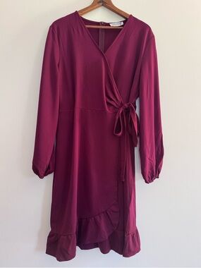 Kate Kasin Maroon Wrap Style Stretch Jersey Dress Ruffle Hem Large NWT